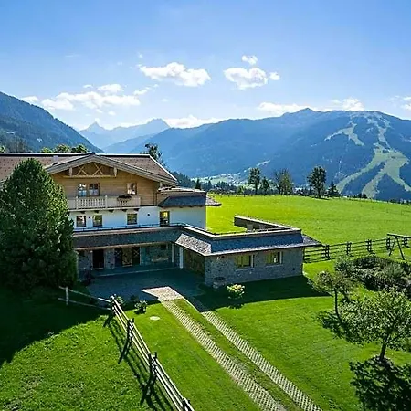 Winterbauer Szálloda Flachau